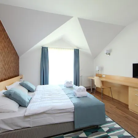 Exclusive Apartman * 巴拉顿菲赖德